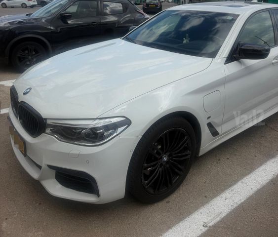 מודעת רכב ב מ וו סדרה 5