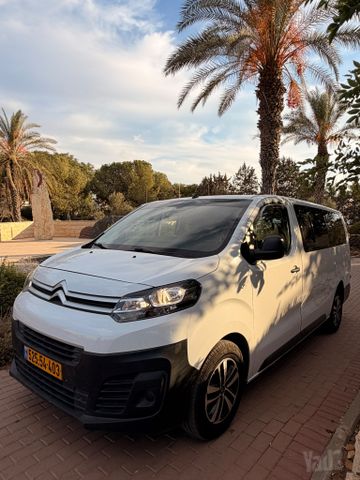 מודעת רכב סיטרואן ג'אמפי