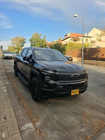 מודעת רכב שברולט סילברדו EV