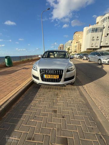 מודעת רכב אאודי Q7