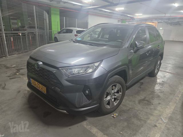 מודעת רכב טויוטה RAV4