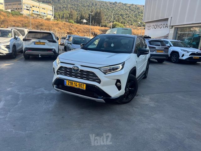 מודעת רכב טויוטה RAV4