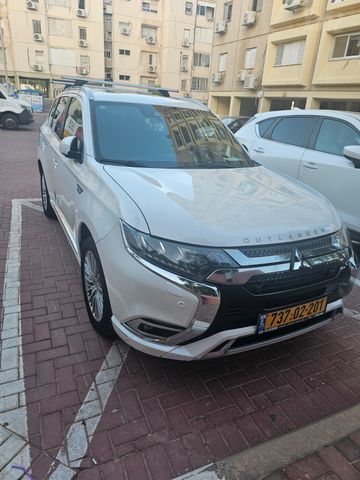 מודעת רכב מיצובישי אאוטלנדר