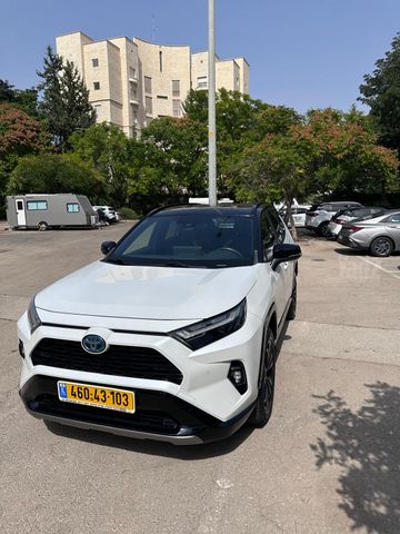 מודעת רכב טויוטה RAV4