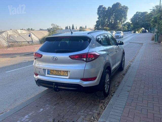 מודעת רכב יונדאי טוסון 2