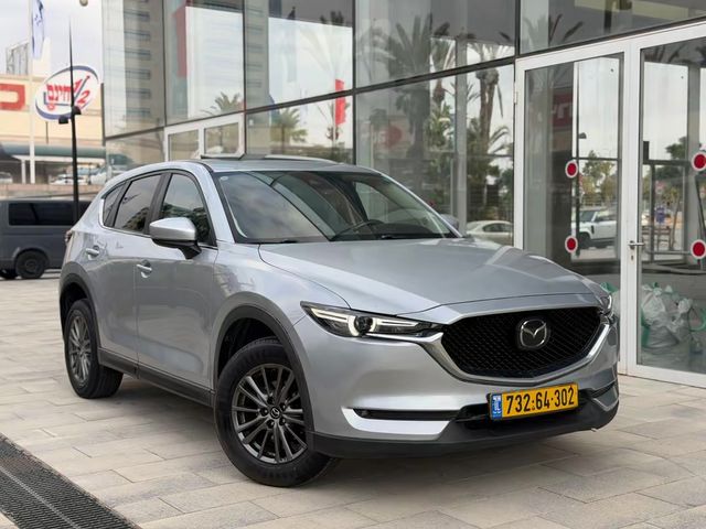מודעת רכב מאזדה CX-5
