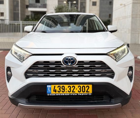 מודעת רכב טויוטה RAV4