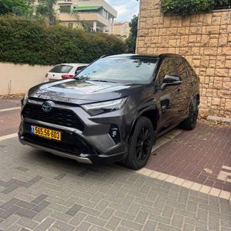 מודעת רכב טויוטה RAV4