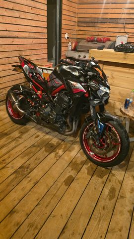 מודעת רכב קאוואסאקי Z900