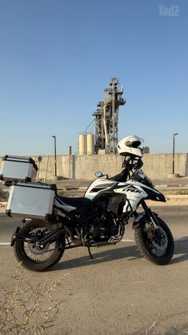 מודעת רכב בנלי TRK502X