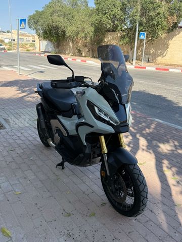 מודעת רכב הונדה X-ADV750