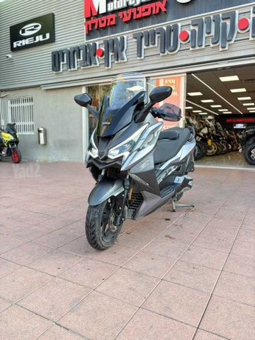 מודעת רכב Ariic GT 318