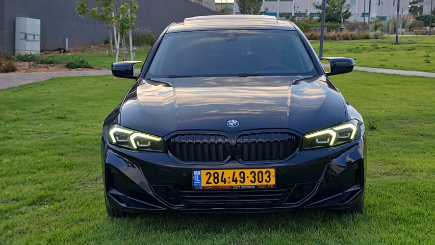 מודעת רכב ב מ וו סדרה 3 1