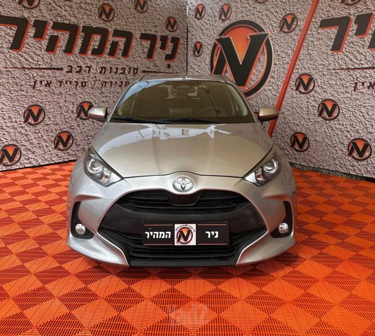 מודעת רכב טויוטה יאריס