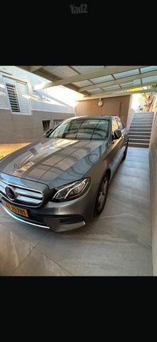 מודעת רכב מרצדס-בנץ E-class