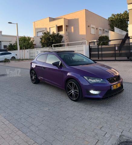 מודעת רכב סיאט לאון