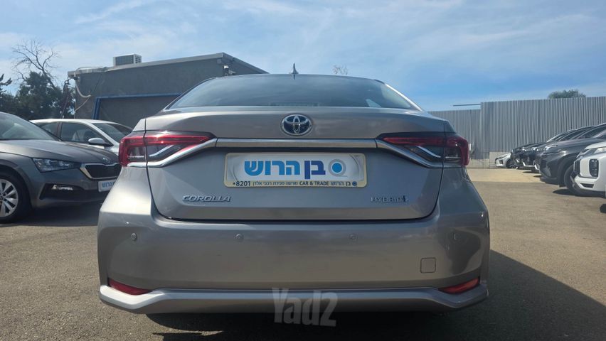 מודעת רכב טויוטה קורולה