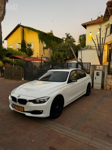 מודעת רכב ב מ וו סדרה 3