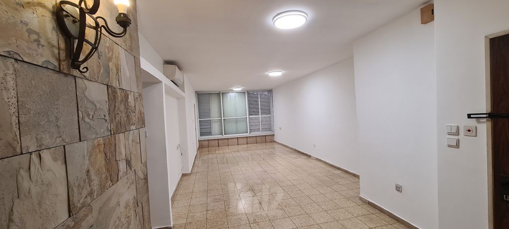 שדרות בנימין 43