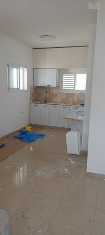 הצנחנים 