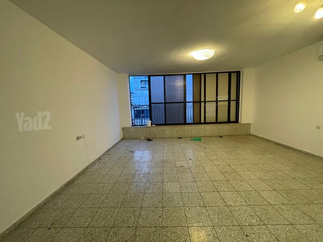 אליהו קראוזה 42