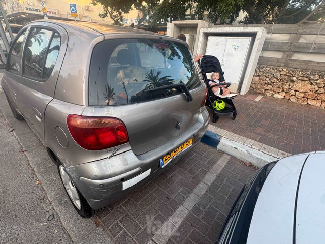 מודעת רכב טויוטה יאריס