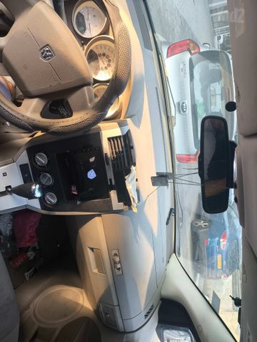 מודעת רכב דודג' קאליבר