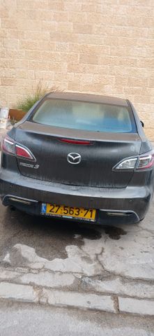מודעת רכב מאזדה 3