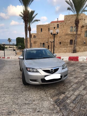 מודעת רכב מאזדה 3