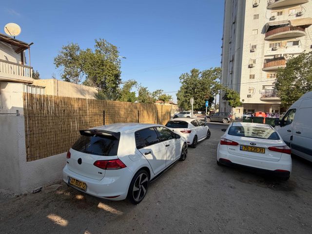 מודעת רכב פולקסווגן גולף