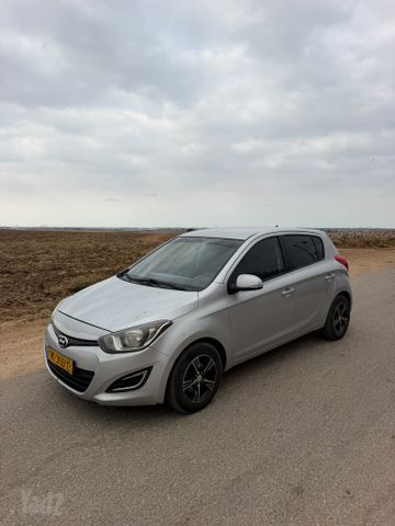 מודעת רכב יונדאי i20