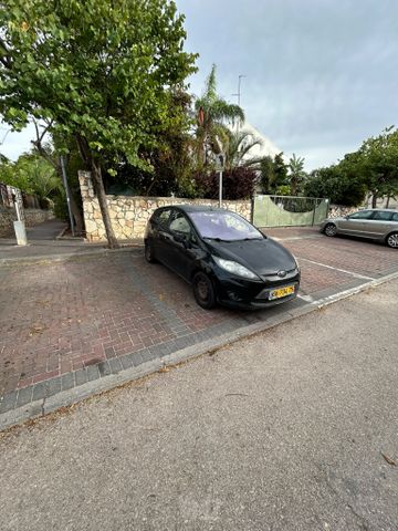 מודעת רכב פורד פיאסטה