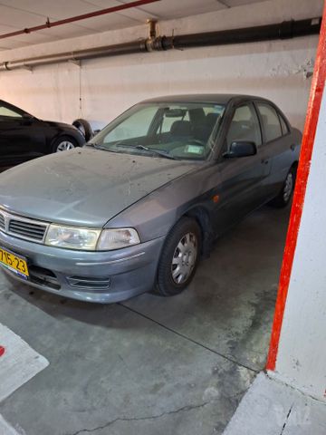מודעת רכב מיצובישי לנסר
