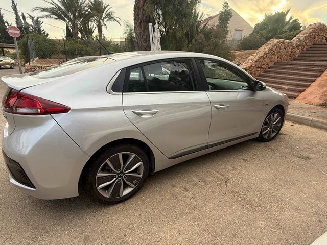 מודעת רכב יונדאי איוניק