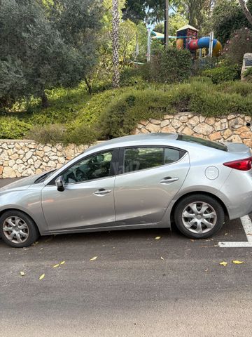 מודעת רכב מאזדה 3