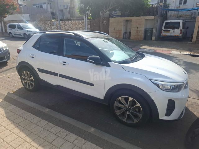 מודעת רכב קיה סטוניק