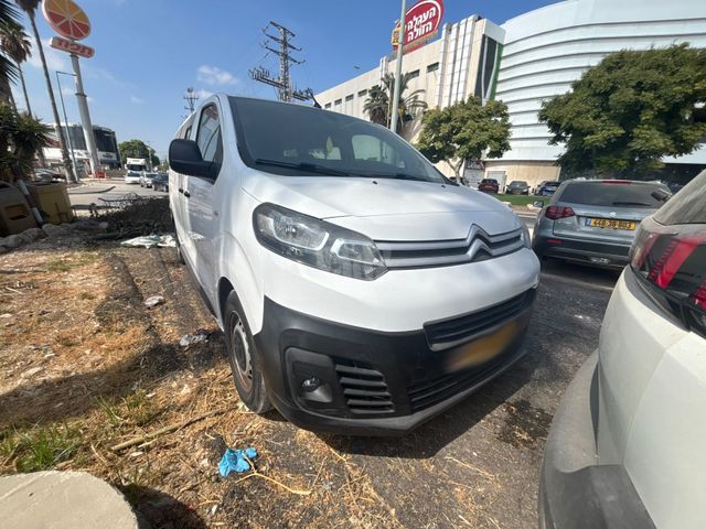 מודעת רכב סיטרואן ג'אמפי