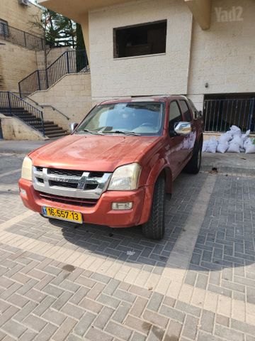 מודעת רכב איסוזו די-מקס