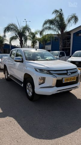 מודעת רכב מיצובישי טרייטון / L200