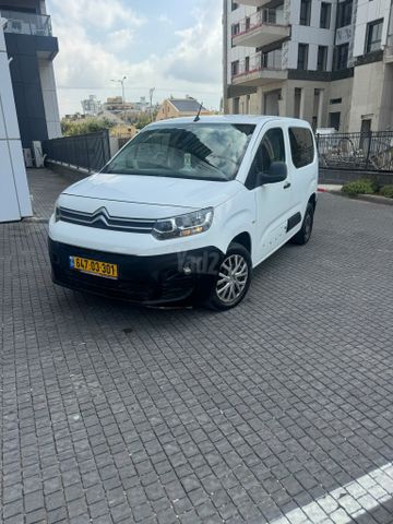 מודעת רכב סיטרואן ברלינגו
