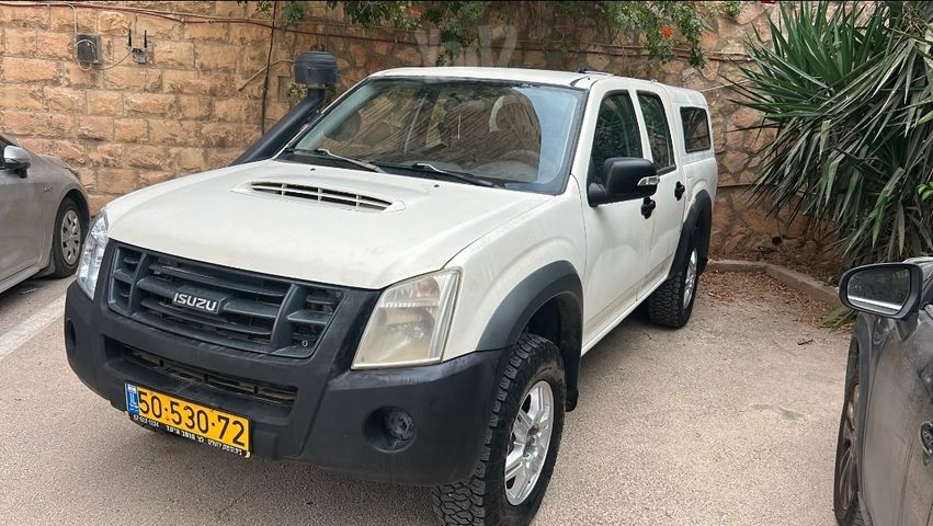מודעת רכב איסוזו די-מקס 2