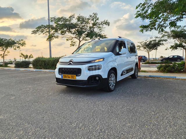 מודעת רכב סיטרואן ברלינגו 
