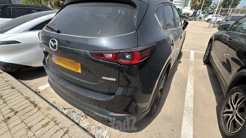 מודעת רכב מאזדה CX-5