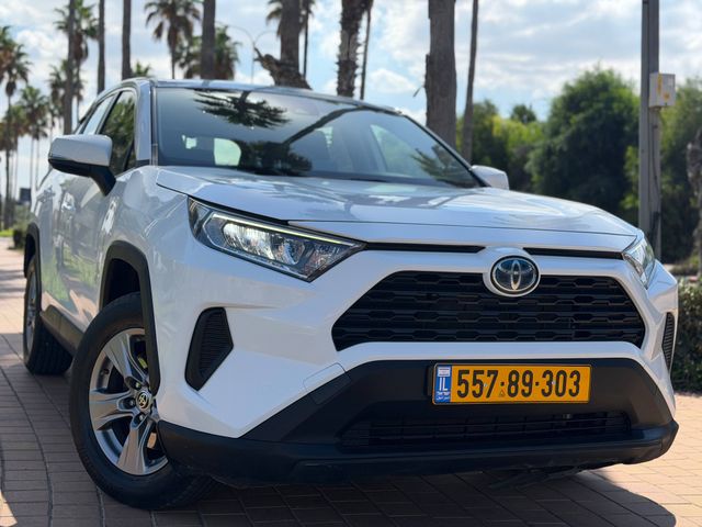 מודעת רכב טויוטה RAV4