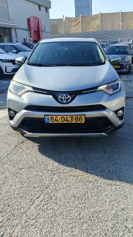 מודעת רכב טויוטה RAV4