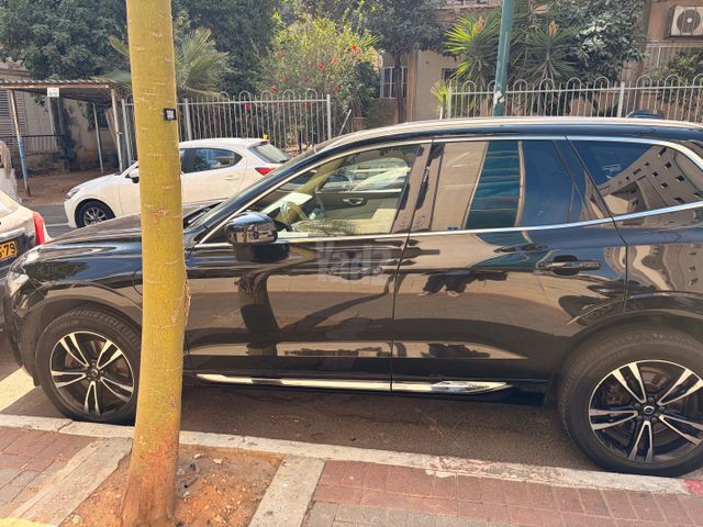 מודעת רכב וולוו XC60