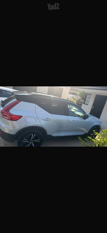 מודעת רכב וולוו XC40