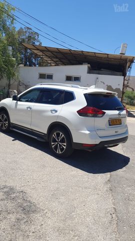 מודעת רכב ניסאן אקס טרייל