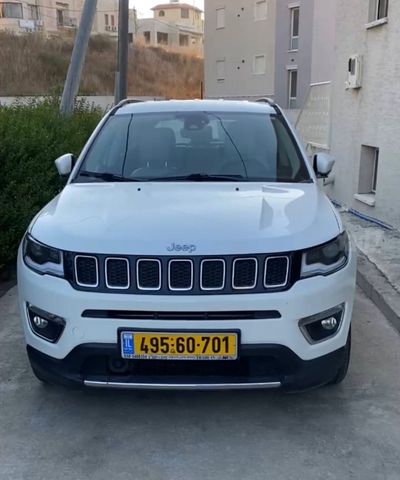 מודעת רכב ג'יפ קומפאס