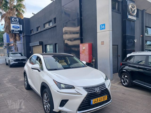 מודעת רכב לקסוס NX